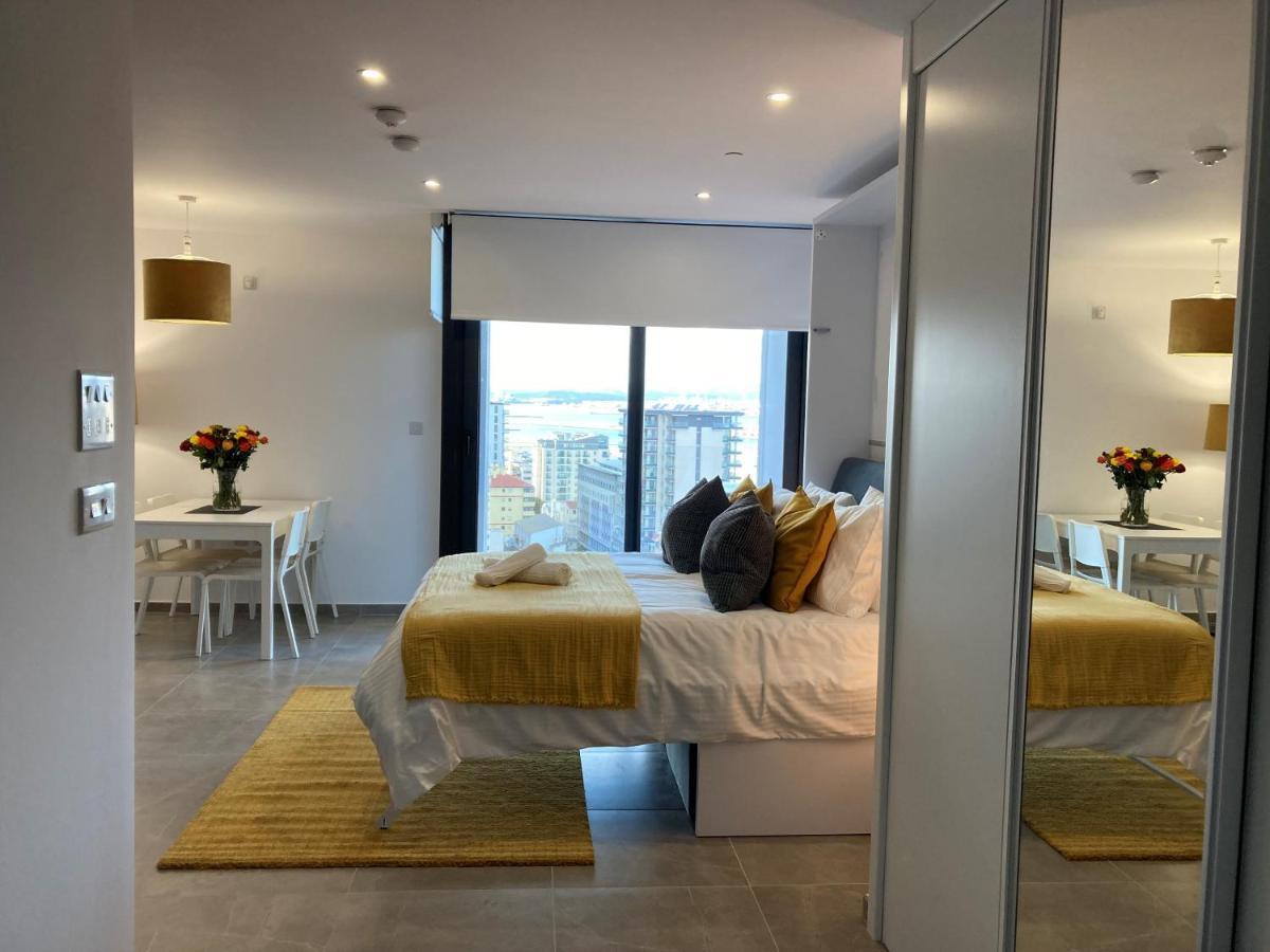 E1 Suites & Spa Aparthotel Style - Gym & Spa Gibraltar Luaran gambar