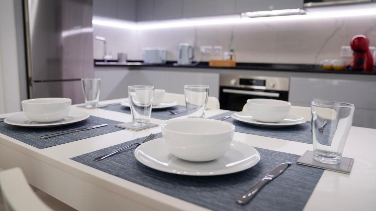 E1 Suites & Spa Aparthotel Style - Gym & Spa Gibraltar Luaran gambar