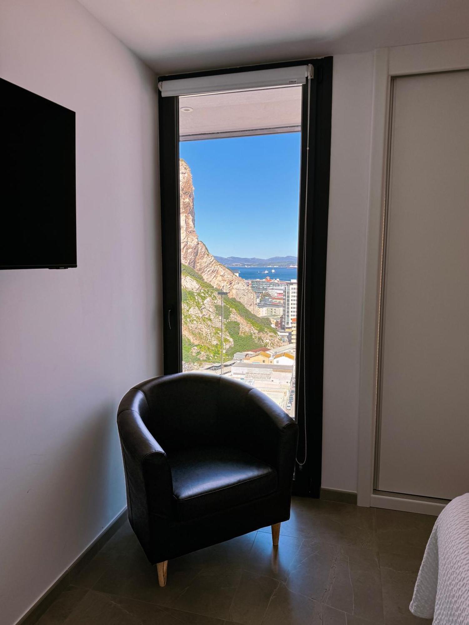 E1 Suites & Spa Aparthotel Style - Gym & Spa Gibraltar Luaran gambar